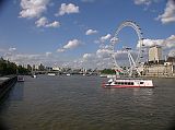 London 01 04 Thames and London Eye